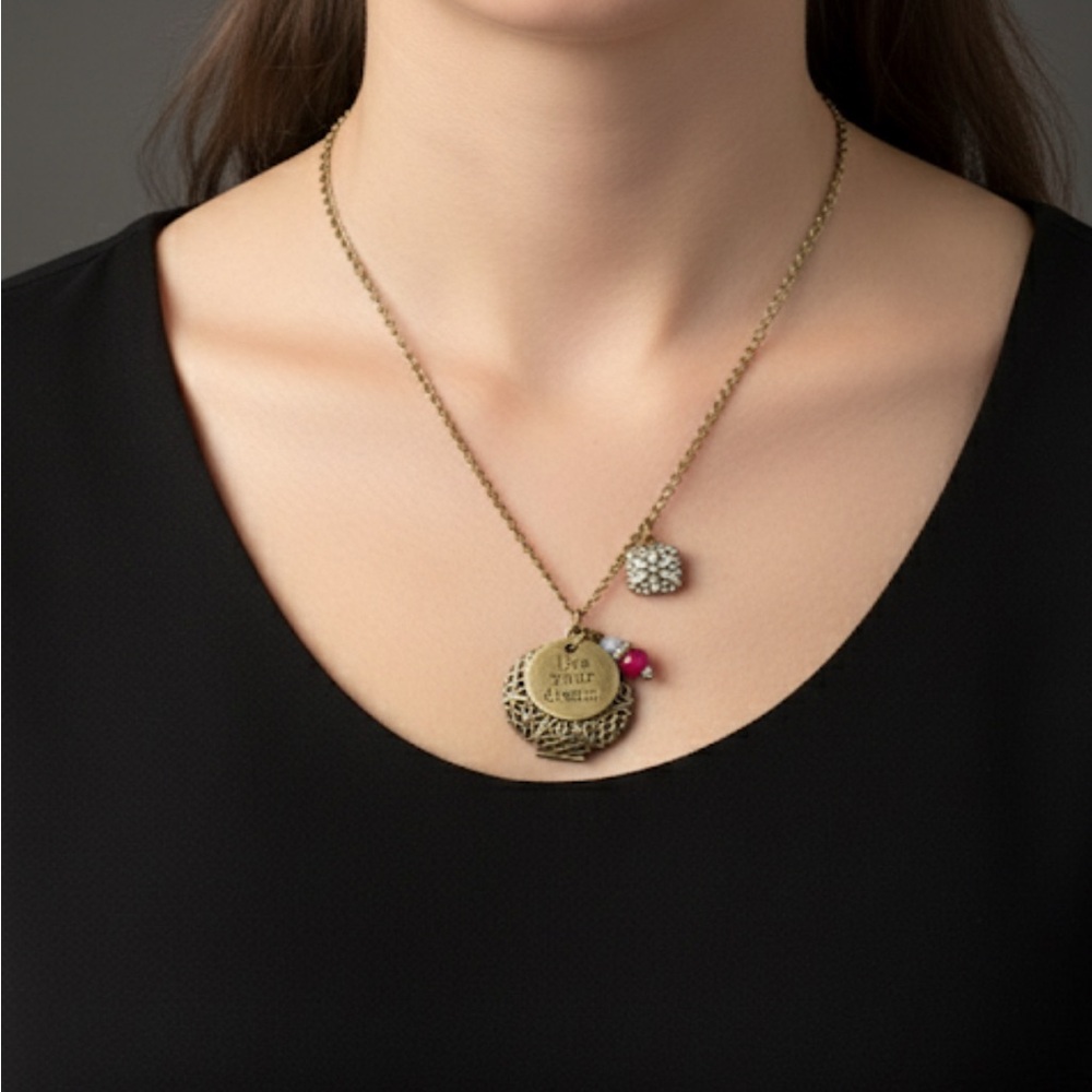 Vintage‎ Bronze Tone ‘Live Your Dream’ Charms Pendant Necklace Handmade NEW